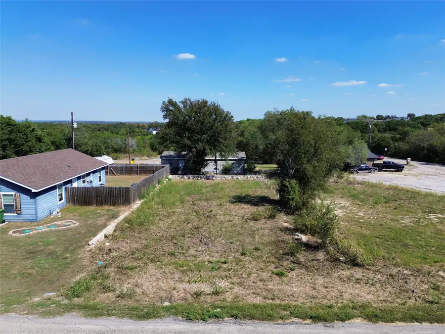 756 E Bluebonnet Drive, Granbury, TX 76048 - #2