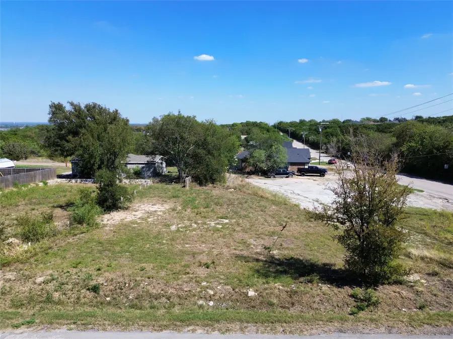 758 E Bluebonnet Drive, Granbury, TX 76048 - #2