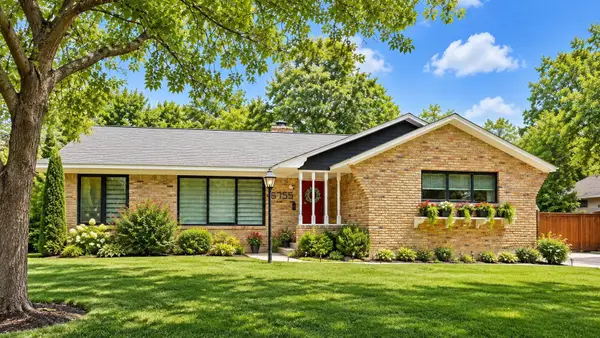 6755 E Mockingbird Lane, Dallas, TX 75214