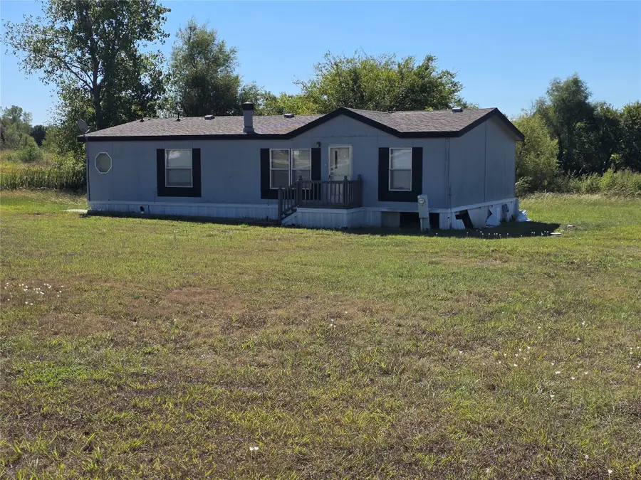5905 Texas Street, Joshua, TX 76058 - #3