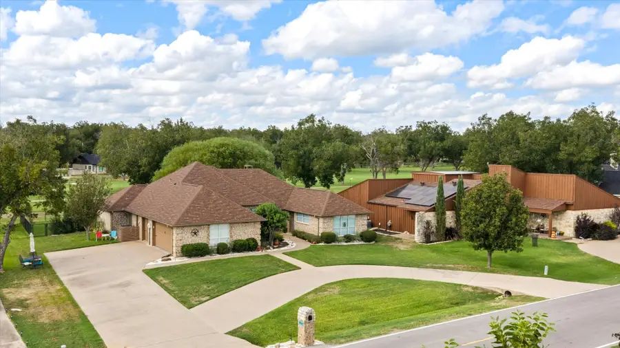 9004 Woodlawn Drive, Granbury, TX 76049 - #2