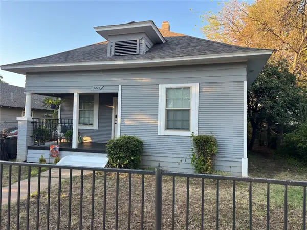 3227 Avenue I, Fort Worth, TX 76105