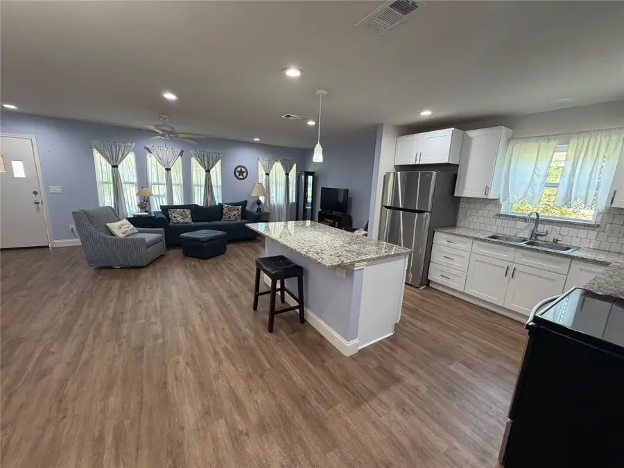 816 S Dixon Street, Gainesville, TX 76240 - #3