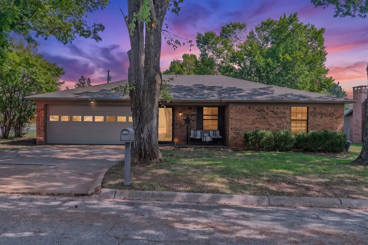 460 34th Street, Paris, TX 75460 - #1