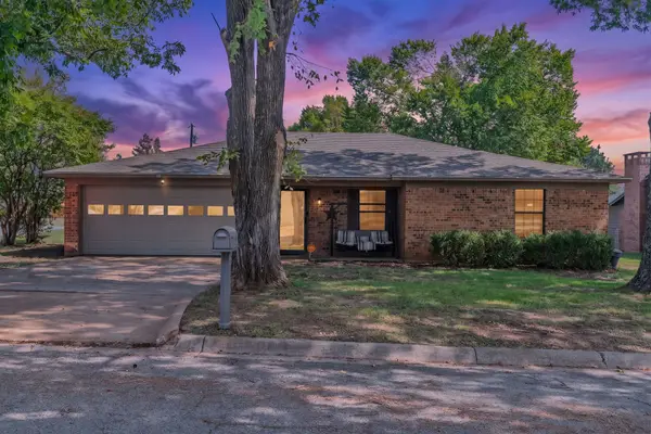 460 34th Street, Paris, TX 75460