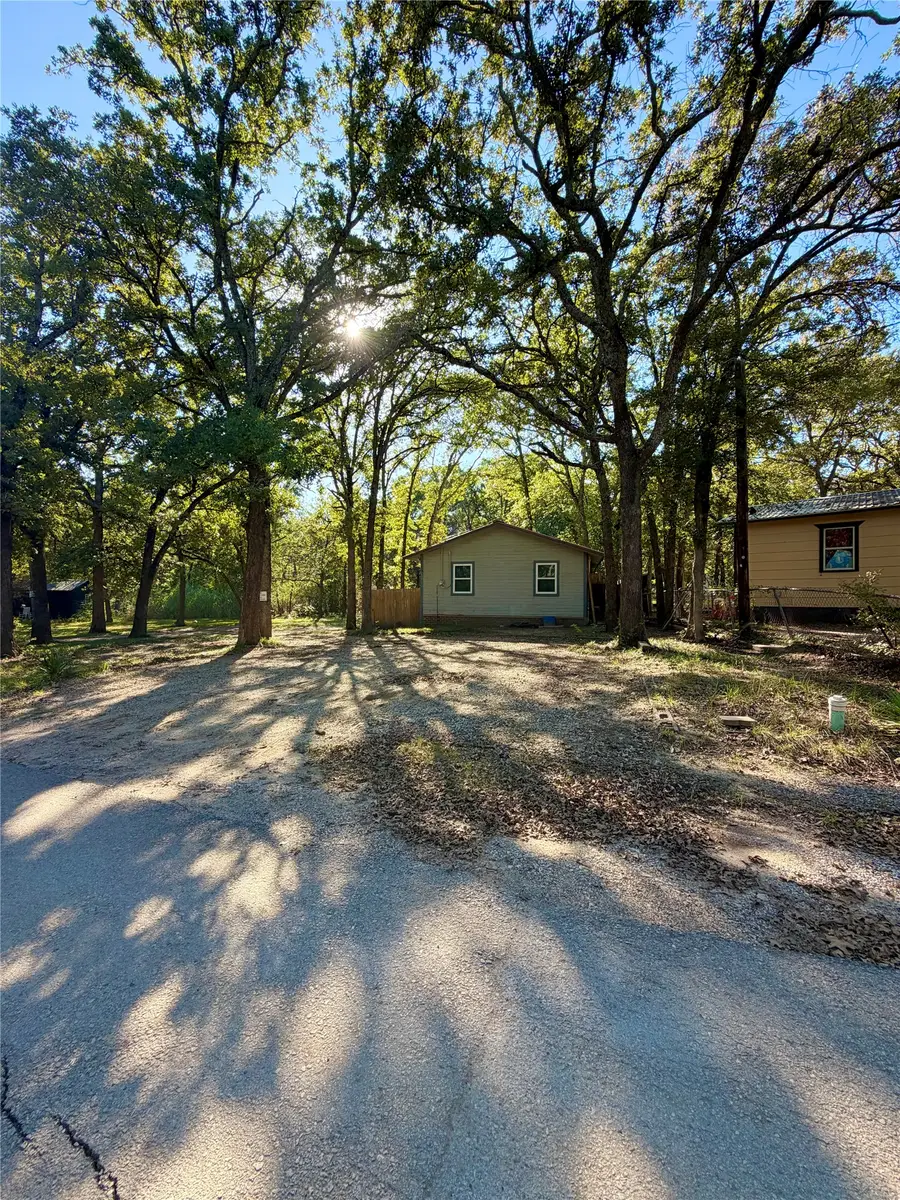 9460 Amy Drive, Hawk Cove, TX 75474 - #2