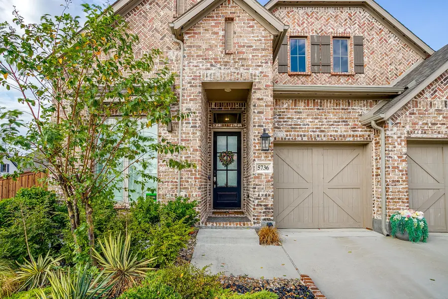 5736 Lake Jackson Drive, Fort Worth, TX 76126 - #2