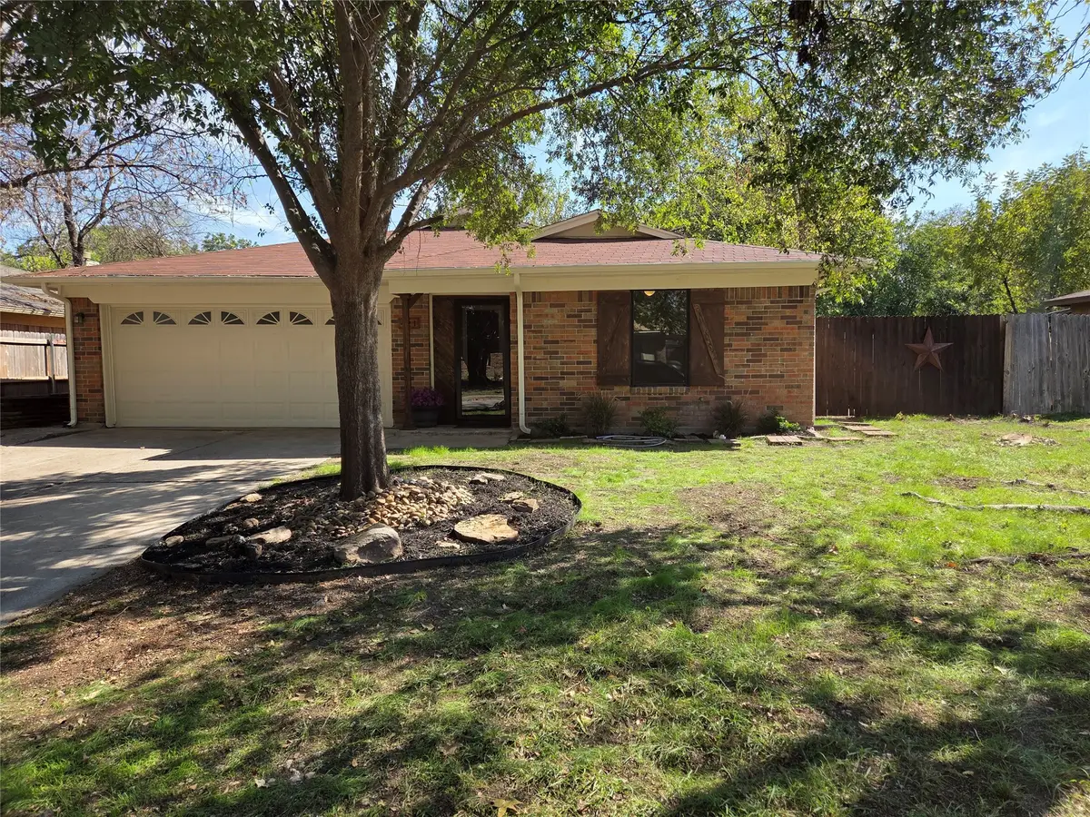 421 Allencrest Drive, White Settlement, TX 76108 - #1