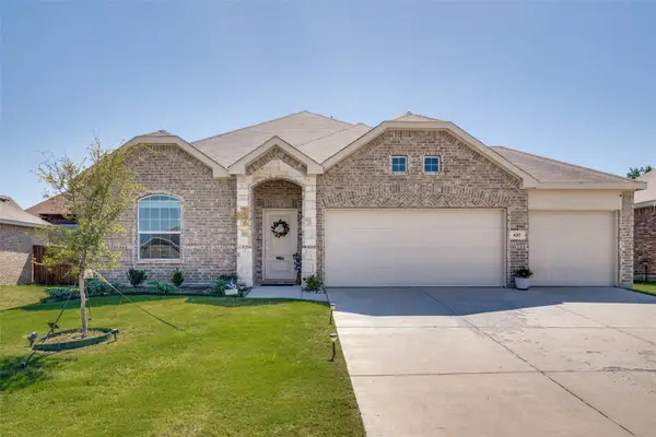 437 Ridge Drive, Justin, TX 76247