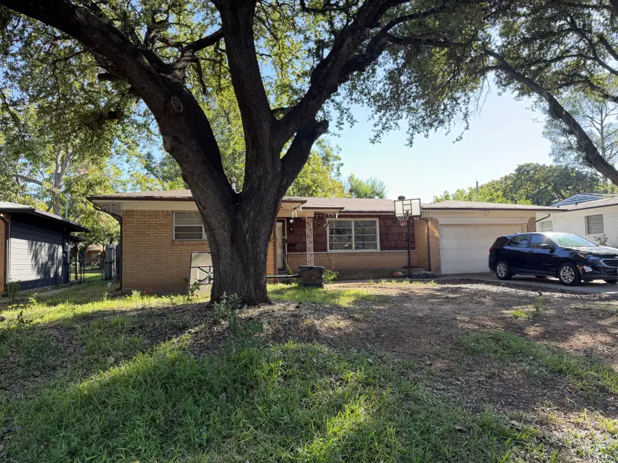 1202 W Tucker Boulevard, Arlington, TX 76013 - #2