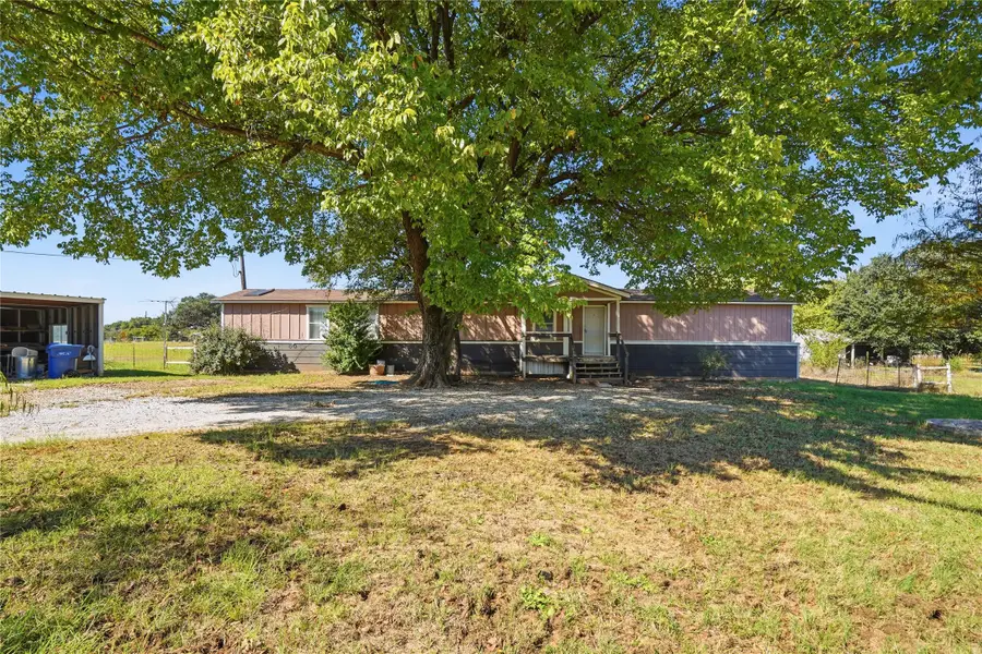 103 Woodland Court, Springtown, TX 76082 - #3
