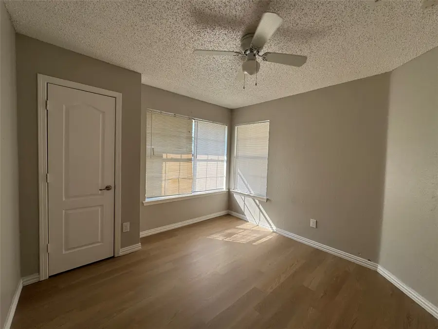 6511 Devine Drive, Arlington, TX 76001 - #2