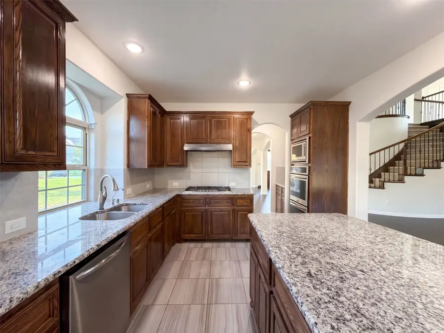 908 Heath Creek Drive, Desoto, TX 75115 - #2