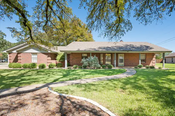 5203 Thunderbird Trail, De Cordova, TX 76049