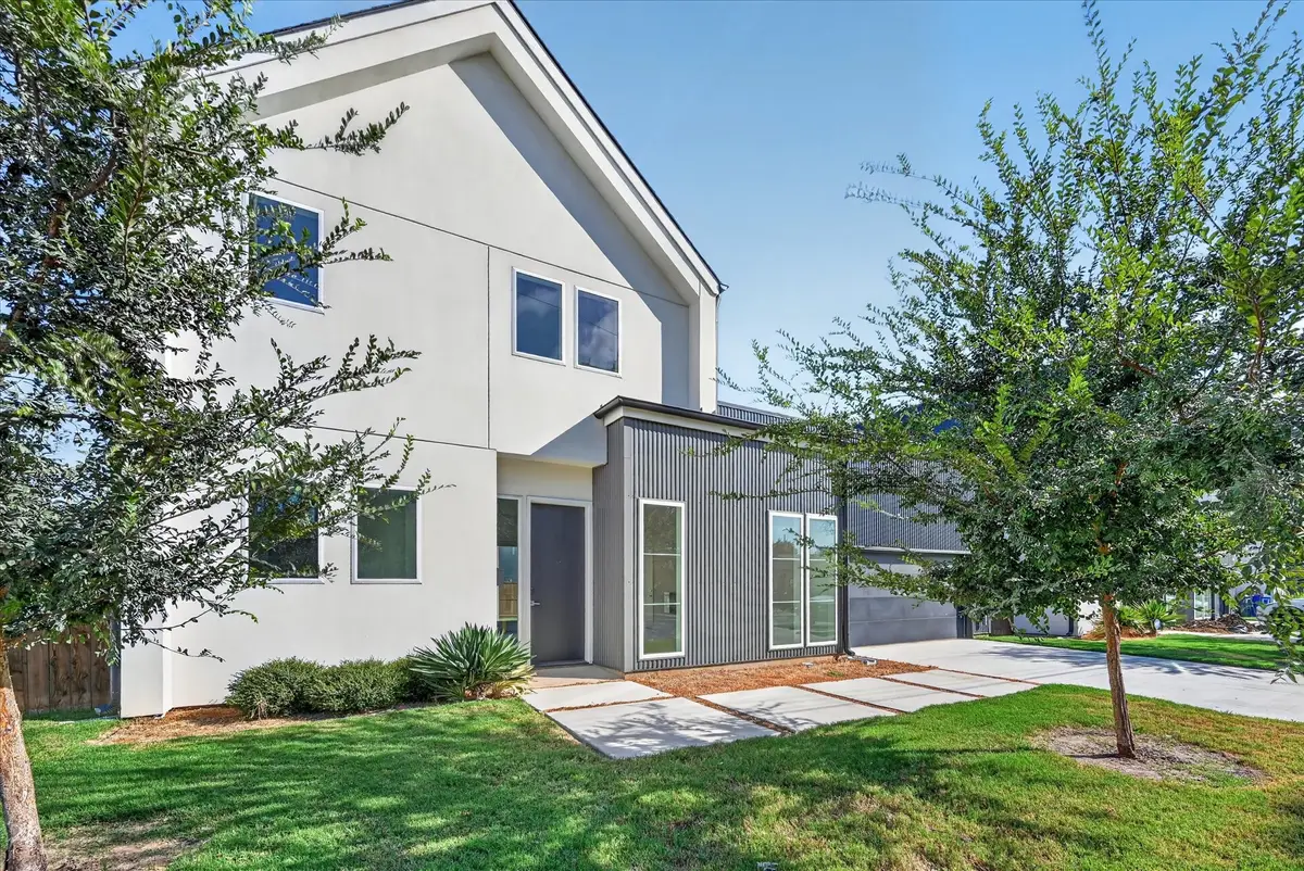 835 Nomas Street, Dallas, TX 75212 - #1