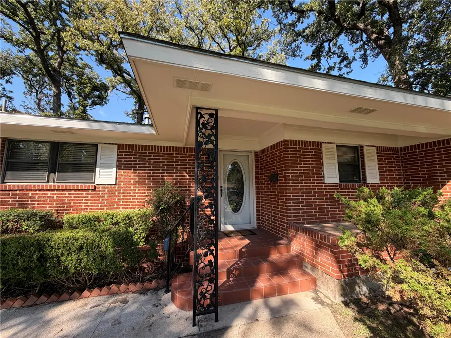 1519 Tulip Drive, Arlington, TX 76013 - #2