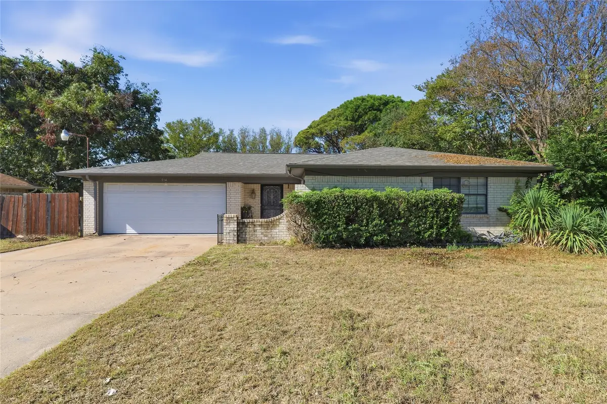 914 Meadowlark Lane, Granbury, TX 76048 - #1
