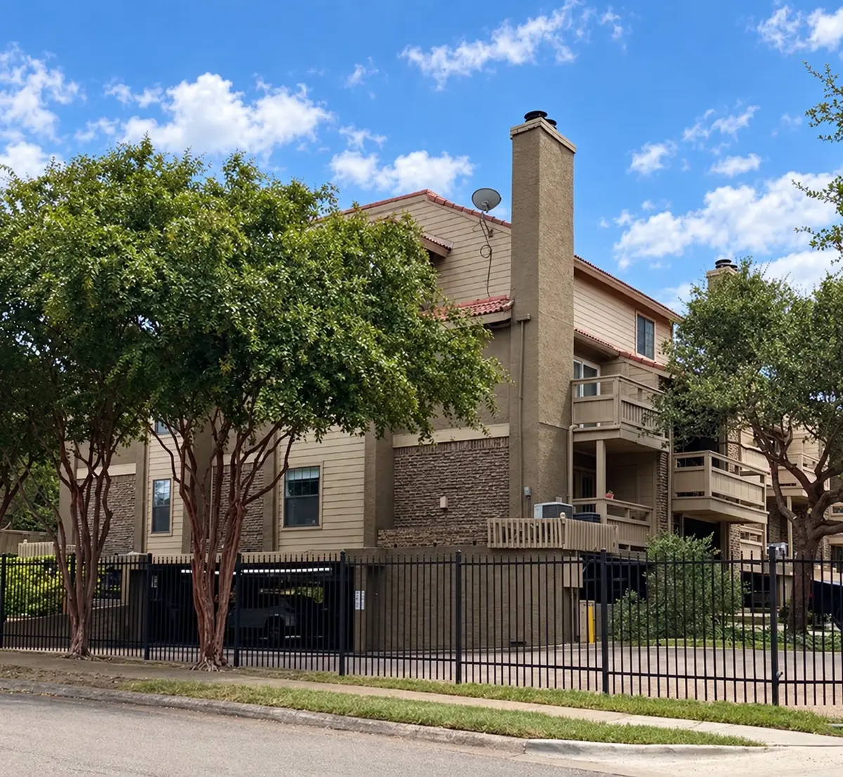 5200 Martel Avenue #6G, Dallas, TX 75206 - #1