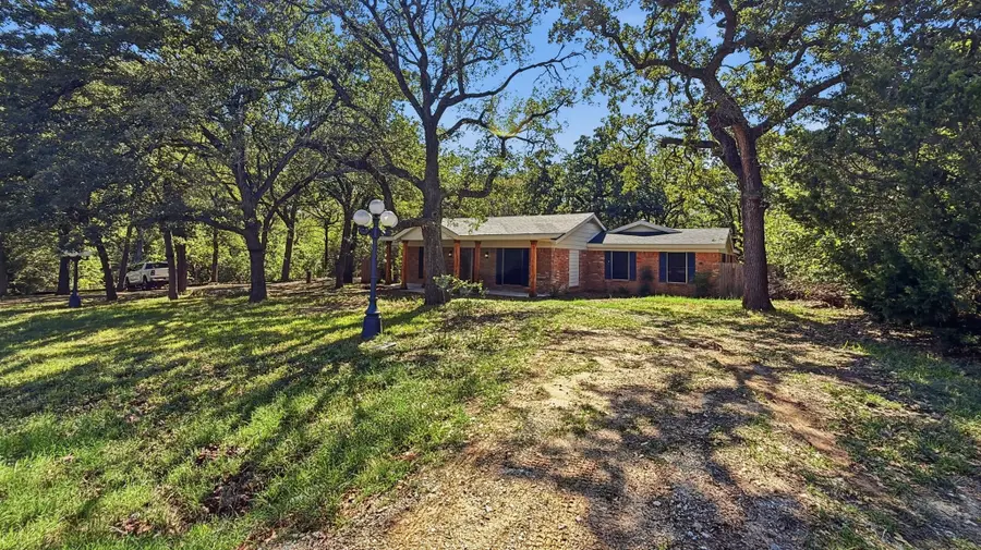 1004 Lakeview Drive, Joshua, TX 76058 - #3