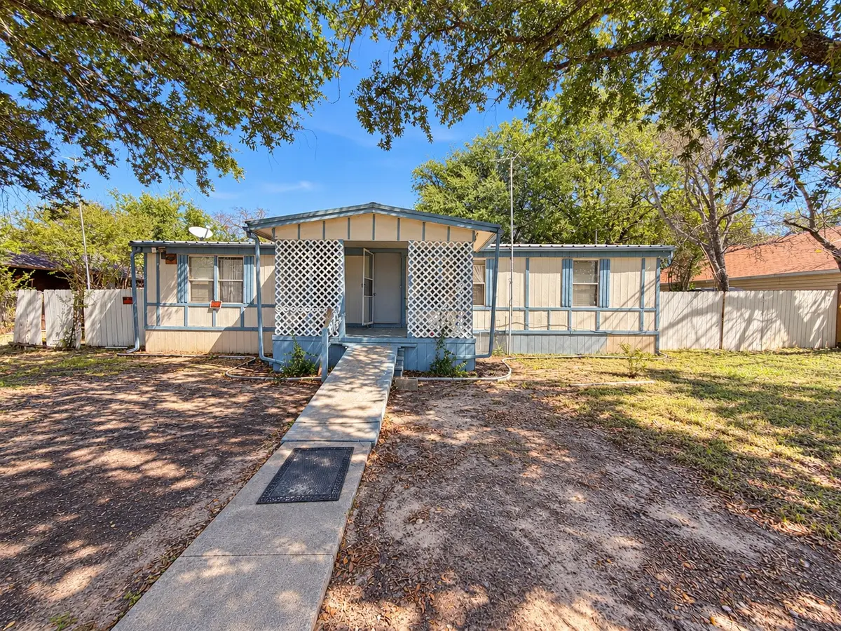 309 Boyd Street, Cleburne, TX 76031 - #1