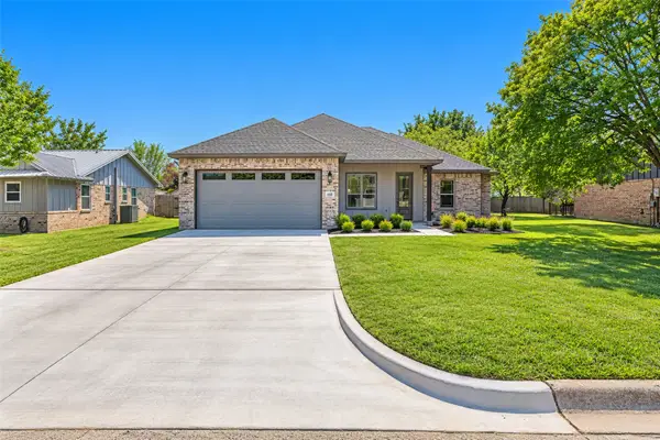 115 Wheeler Street, Glen Rose, TX 76043