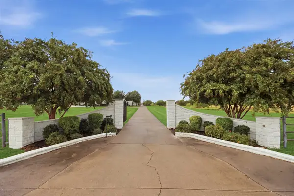 106 Bear Path Trail, Fort Worth, TX 76126