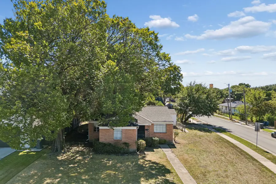 3802 Dunhaven Road, Dallas, TX 75220 - #2