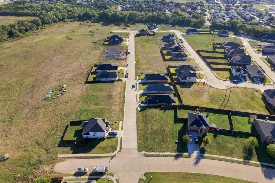 605 Parakeet Lane, Sherman, TX 75092 - #2