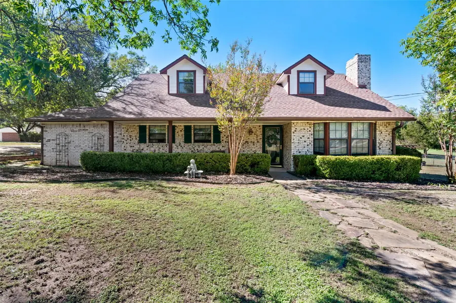301 N Lyon Street, Tom Bean, TX 75491 - #2