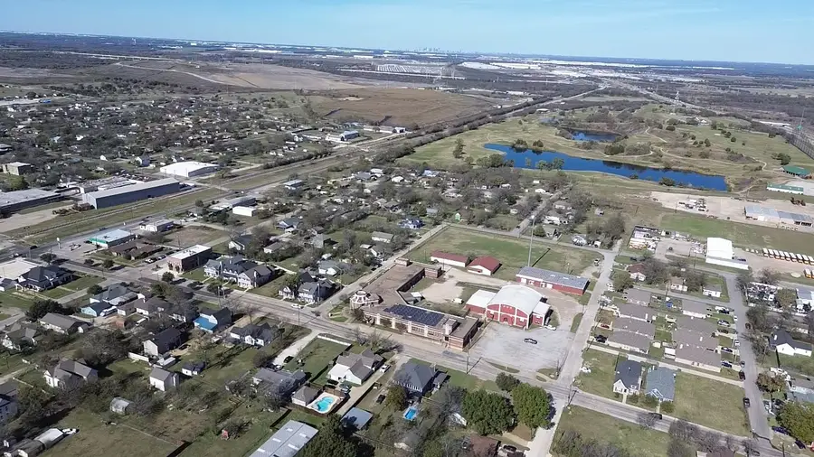 413 E 5th Street, Ellis, TX 75125 - #3