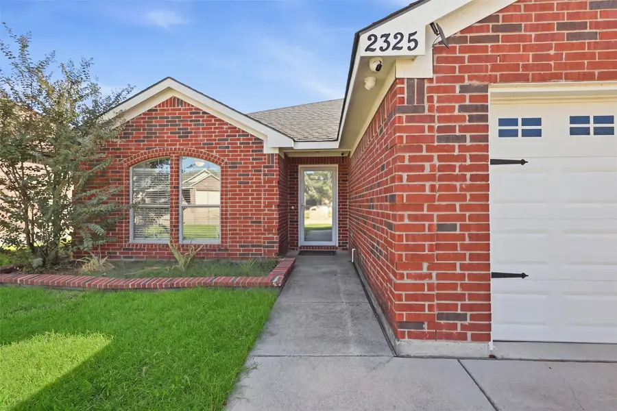 2325 Wakecrest Drive, Fort Worth, TX 76108 - #2