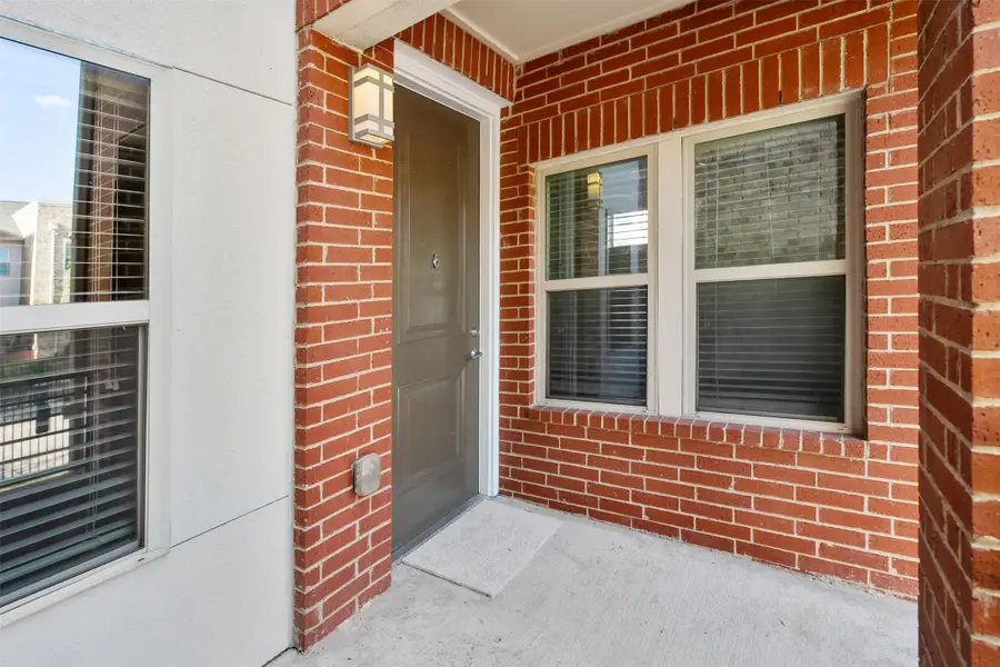 1583 Fiji Street, Dallas, TX 75203 - #3