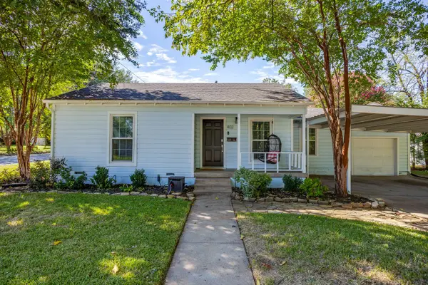 402 Elliott Street, Arlington, TX 76013