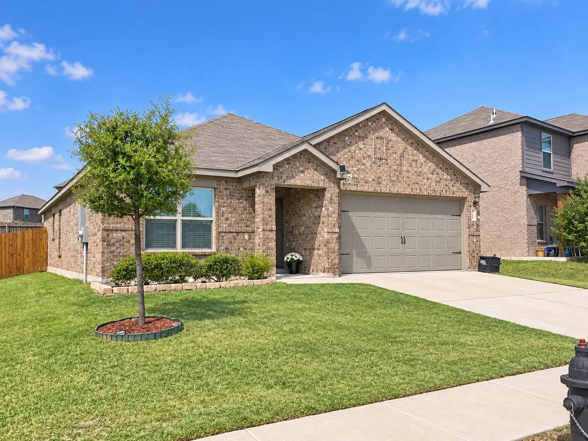 220 Drifter Drive, Newark, TX 76071 - #1
