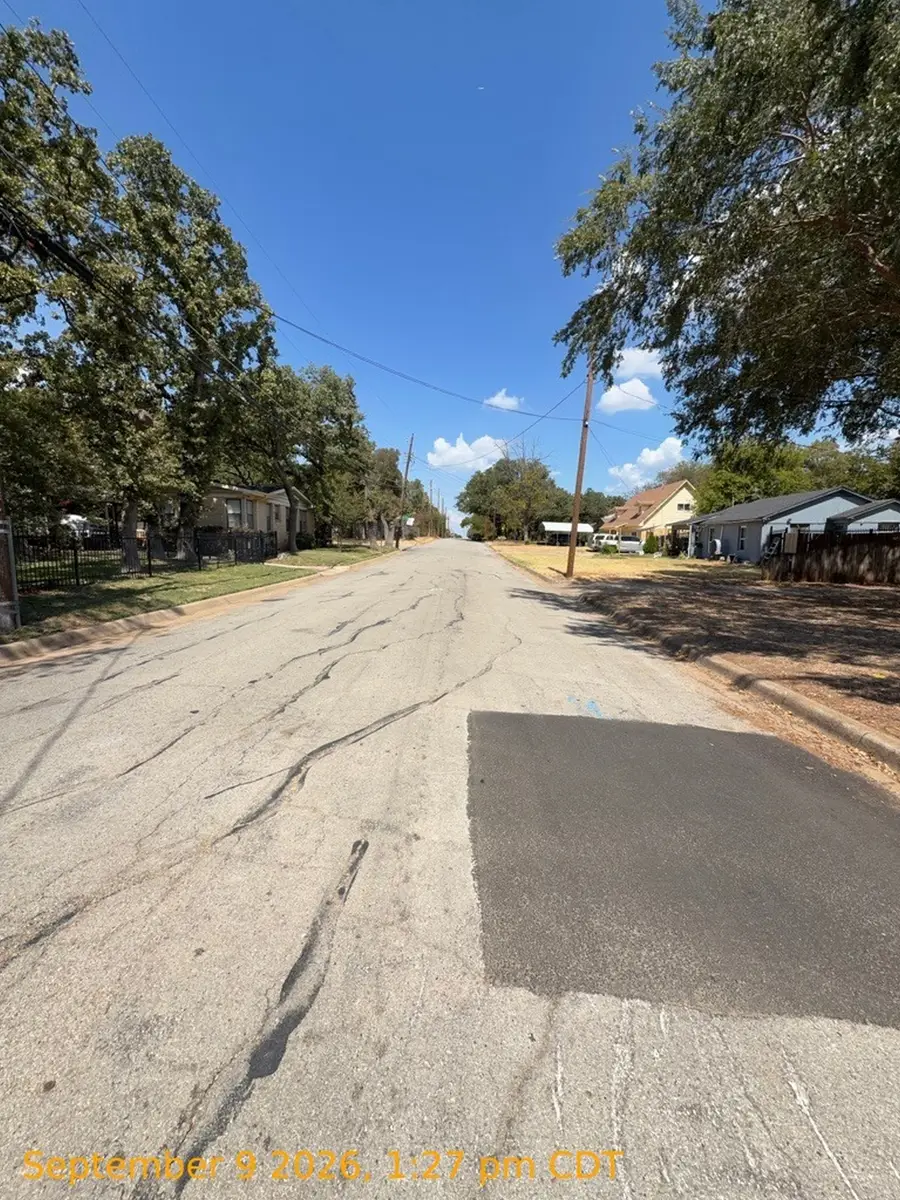 2613 Mc Gee Street, Fort Worth, TX 76112 - #2