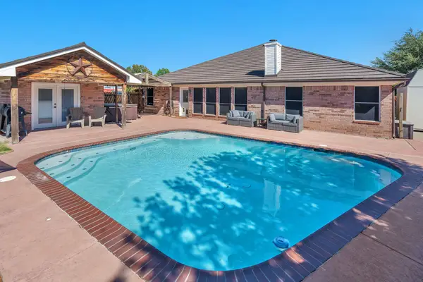 229 Willow Creek Drive, Weatherford, TX 76085