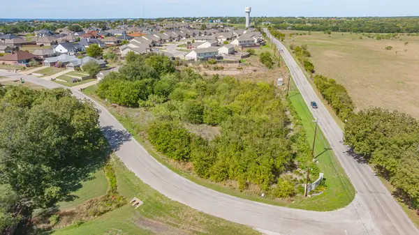 1000 Meander Road, Granbury, TX 76049