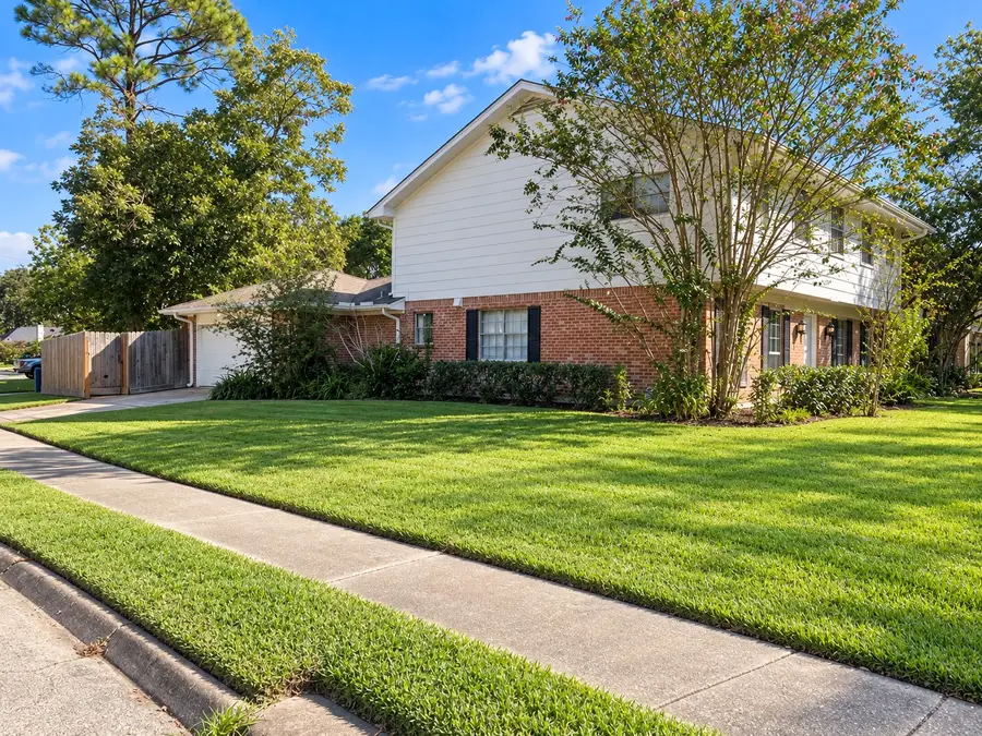 10734 Candlewood Drive, Houston, TX 77042 - #2