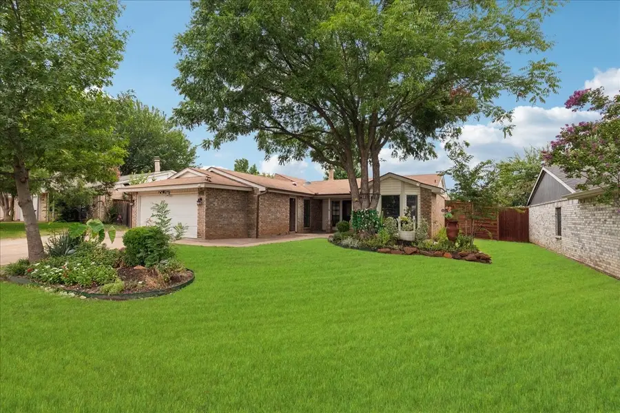 2604 Driskill Drive, Euless, TX 76039 - #2