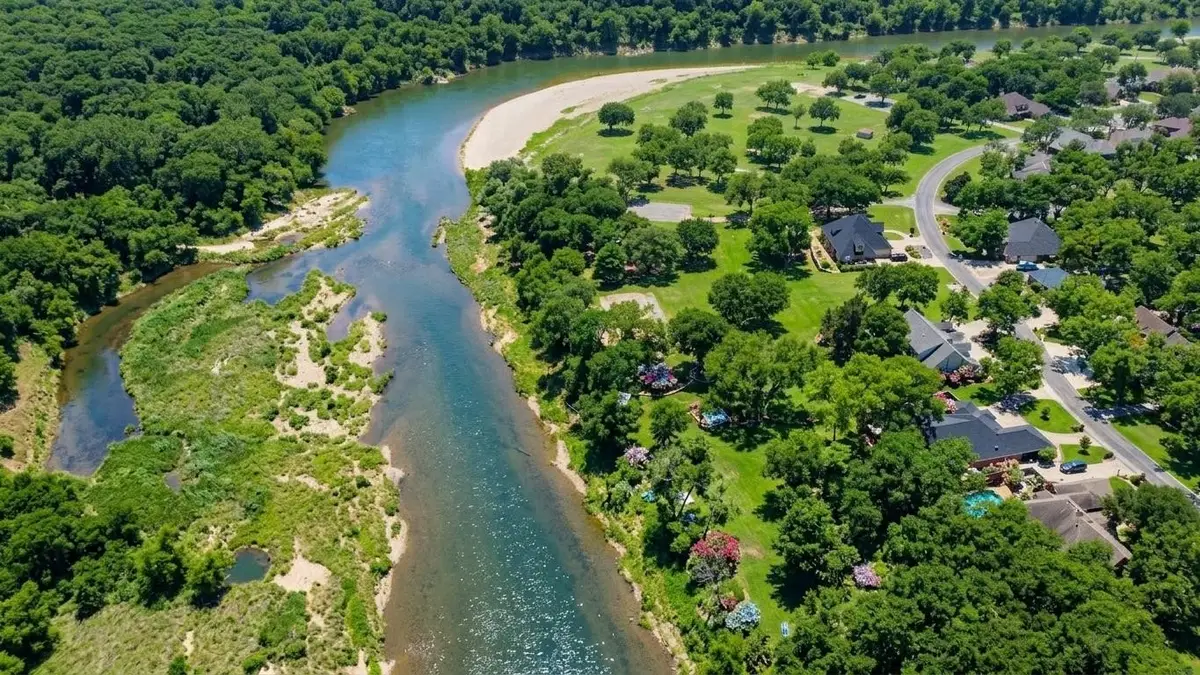 8820 Ravenswood Road, Granbury, TX 76049 - #1