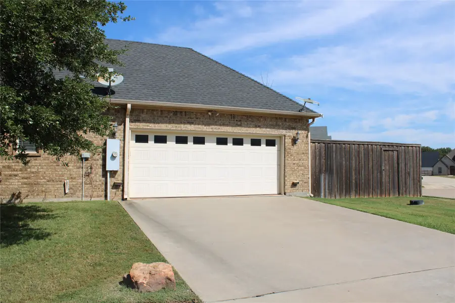1139 Fountain Creek Boulevard, Pottsboro, TX 75076 - #3