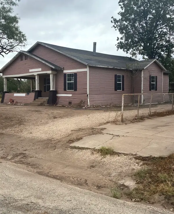 324 Avenue A, Hamlin, TX 79520