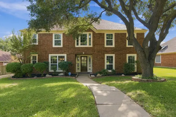 5305 Summer Court, Fort Worth, TX 76123