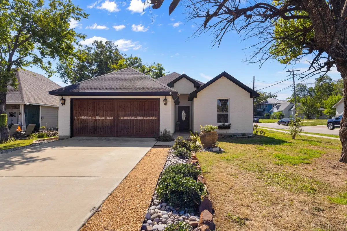 3721 Washington Street, Greenville, TX 75401 - #1