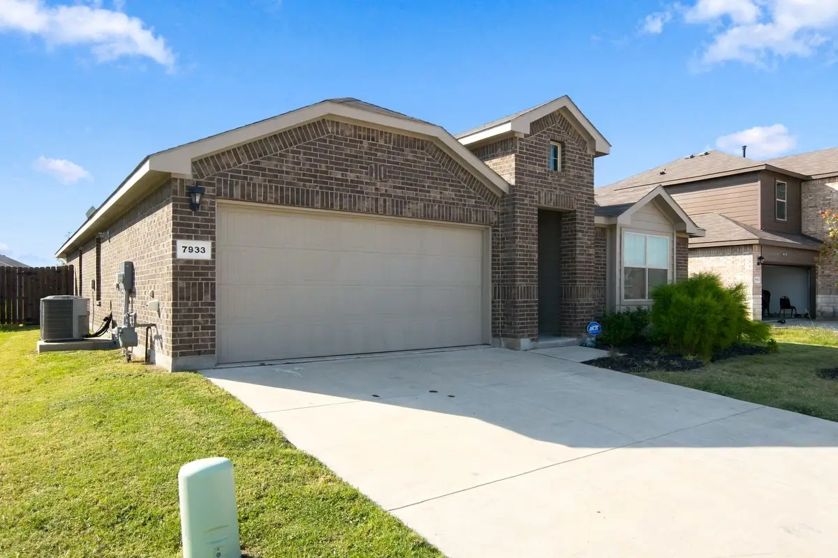 7933 Twin Forks Drive, Fort Worth, TX 76131 - #1