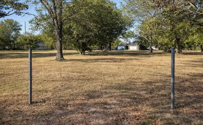 1723 Dixie Street, Commerce, TX 75428 - #2
