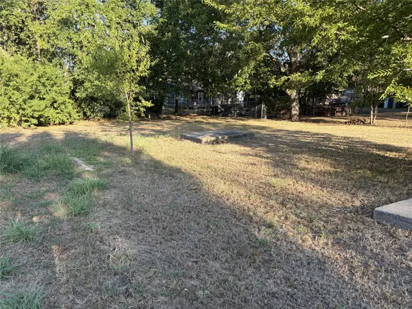 1503 Dixie Street, Commerce, TX 75428