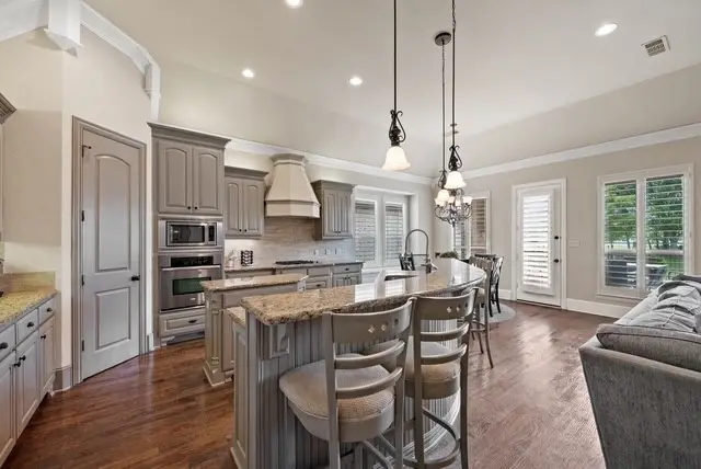 121 Montgomery Drive, Keller, TX 76248 - #2