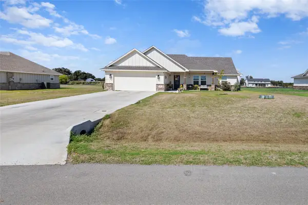 232 Yawney Drive, Lipan, TX 76462