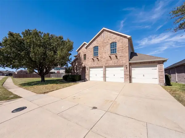 2030 Uvalde Drive, Forney, TX 75126